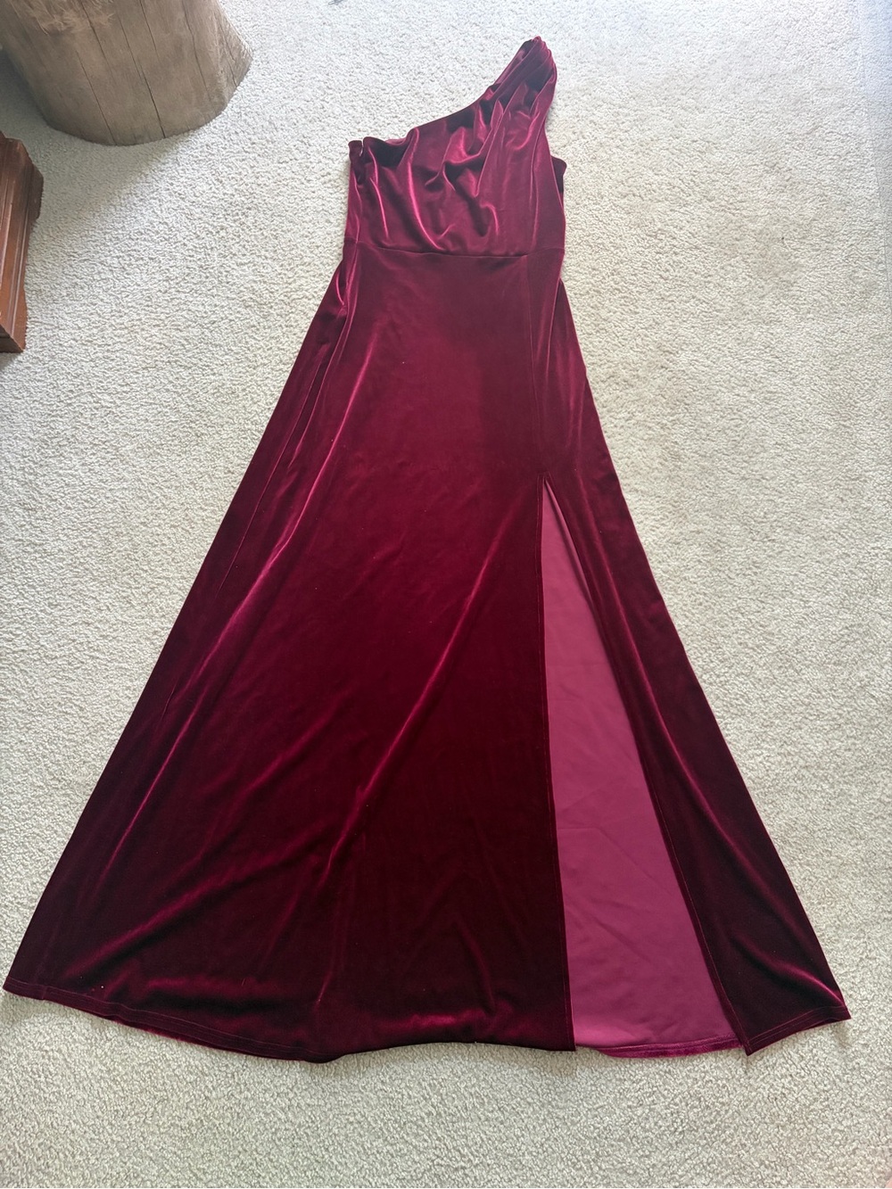 Birdy Grey One-Shoulder Velvet Gown in Burgundy prom/ formal/ bridesmaid size M